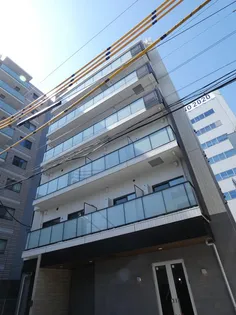 東京都港区南青山3【マンション】の外観