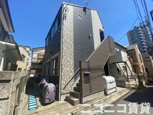 ハーモニーテラス新宿【2階】の外観