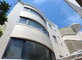 フラッツ都立大【3階】の外観