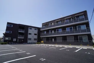 グランツィオーネIの画像