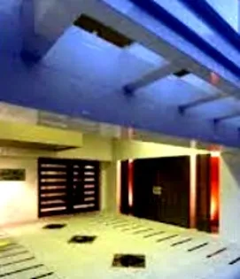 東京都千代田区東神田2【マンション】の外観