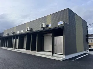 PENTASアパートの外観