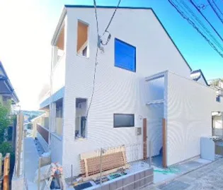 神奈川県川崎市多摩区西生田5【アパート】の外観