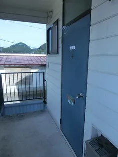 山口スカイパレス【2階】の地図