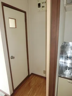 山口スカイパレス【2階】の居間