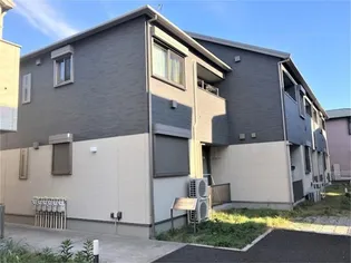 ナーシサス・コート大倉山【1階】の外観