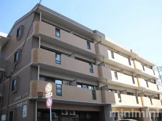 グロース駅前【3階】の外観