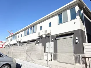 ドン・パレス【1階】の外観