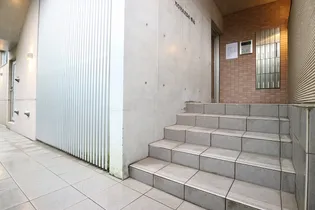 モナルダ鴨池【3階】の外観