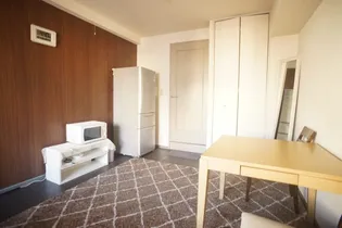 高崎鞘町シティハウス【4階】の居間