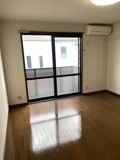 ルネッサンス【2階】の居間