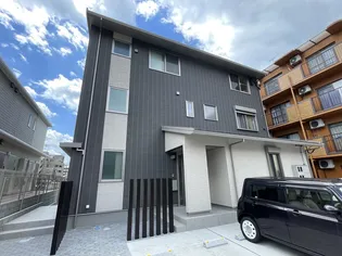 フルールII【3階】の外観