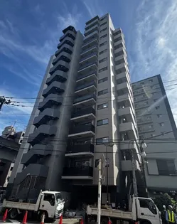 東京都荒川区西日暮里6【マンション】の外観