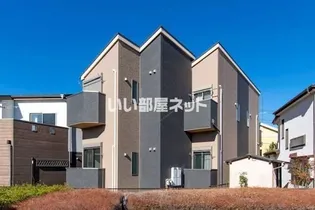 アザレア湘南【1階】の外観