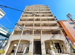 東京都世田谷区三軒茶屋2【マンション】の外観