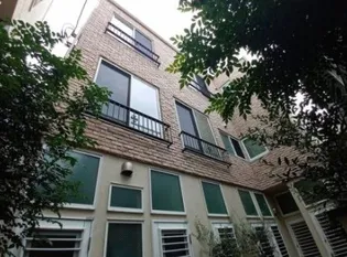 グランエッグス新宿中井の外観