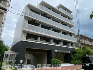 兵庫県西宮市甲子園七番町【マンション】の外観