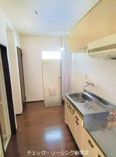 サンテュール【1階】の玄関