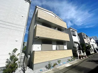 リリィ【3階】の外観