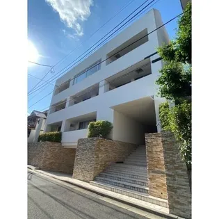 東京都中野区中野3【マンション】の外観