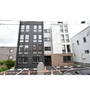 コローレN13W15【1階】の外観