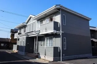 カンフォタブル クォーターの画像