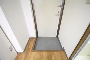 グランフォーレ浜浦【1階】の玄関