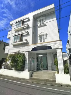 カルムメゾン【2階】の外観