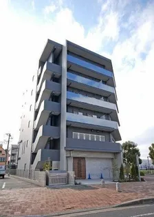 TーONEビルの画像