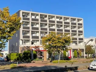 新潟県長岡市古正寺1【マンション】の外観