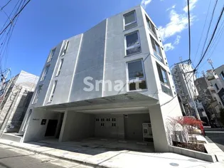 東京都中野区中央4【マンション】の外観