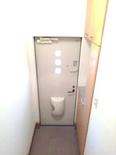 ラブリー・K【2階】の玄関