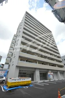 W O B KYOBASHIの画像