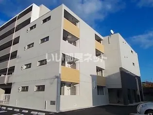 フィレール デュ トラジャIIIの画像