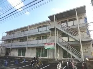 ラリグラス【1階】の外観