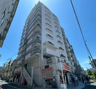 東京都新宿区住吉町【マンション】の外観