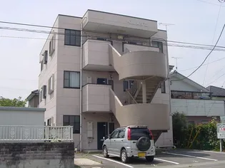 ベルメゾン【3階】の外観