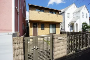 神奈川県茅ヶ崎市若松町【一戸建】の外観