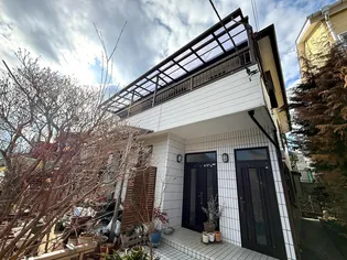 根小屋2世帯住宅【2階】の外観