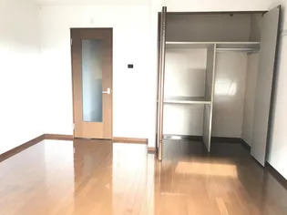 シャーメゾン砂押南【1階】の内装