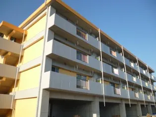 クレシエンテ界【1階】の外観