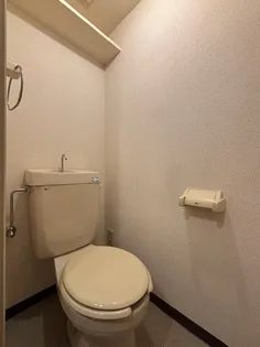 アルファ東古松II【1階】の内装