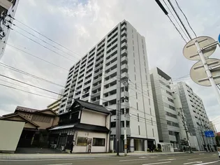 パークフラッツ五橋【3階】の外観