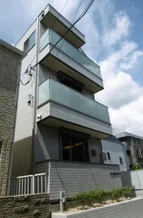 un bel porto ウンベルポルト【3階】の外観