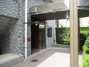 レジデンスカープ金沢【2階】の外観