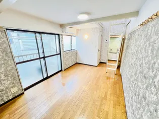 ブランドールIII【2階】の外観