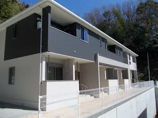 ソワーニュトロワ【1階】の外観