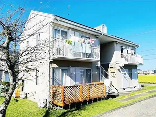 イーストヴィレッジ D【1階】の外観