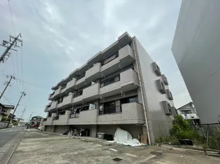 マンション忠徳【2階】の外観