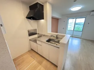 ジラソーレ M【1階】のキッチン